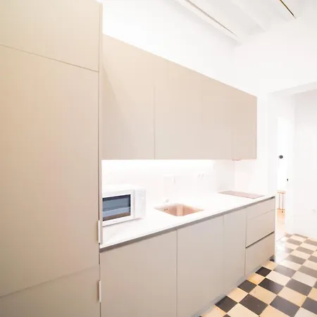 Expoholidays- Casco Historico Liceo * Almería